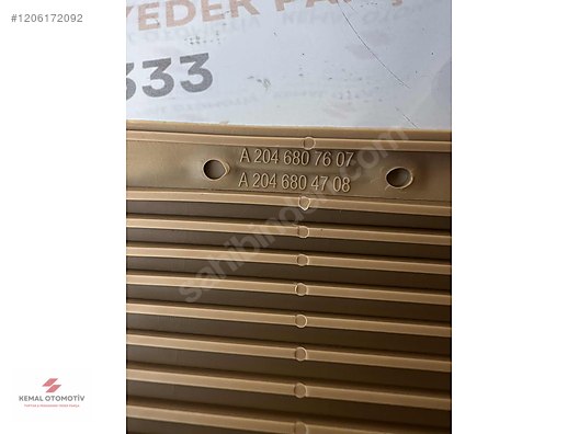 MERCEDES W204 W212 ORTA KONSOL SÜRGÜ PERDESİ KREM A2046807607