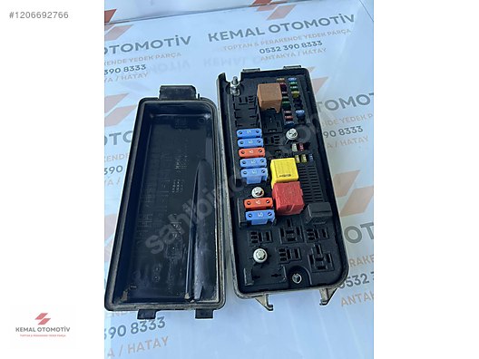 OPEL VECTRA C SİGORTA KUTUSU 13144709 519066013 24438039