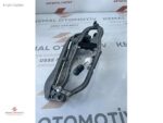 BMW X5 E53 KAPI KOLU İÇ MEKANİZMA BRAKETİ 8243615