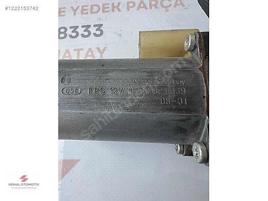 FORD FIESTA SAĞ ÖN CAM MOTORU 0130821939