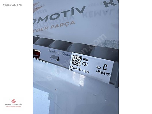 MERCEDES W212 W204 W117 İLAVE ÜÇÜNCÜ STOP LAMBASI A2049066002